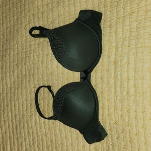 Victoria's Secret BBV Push-up 32B NWOT